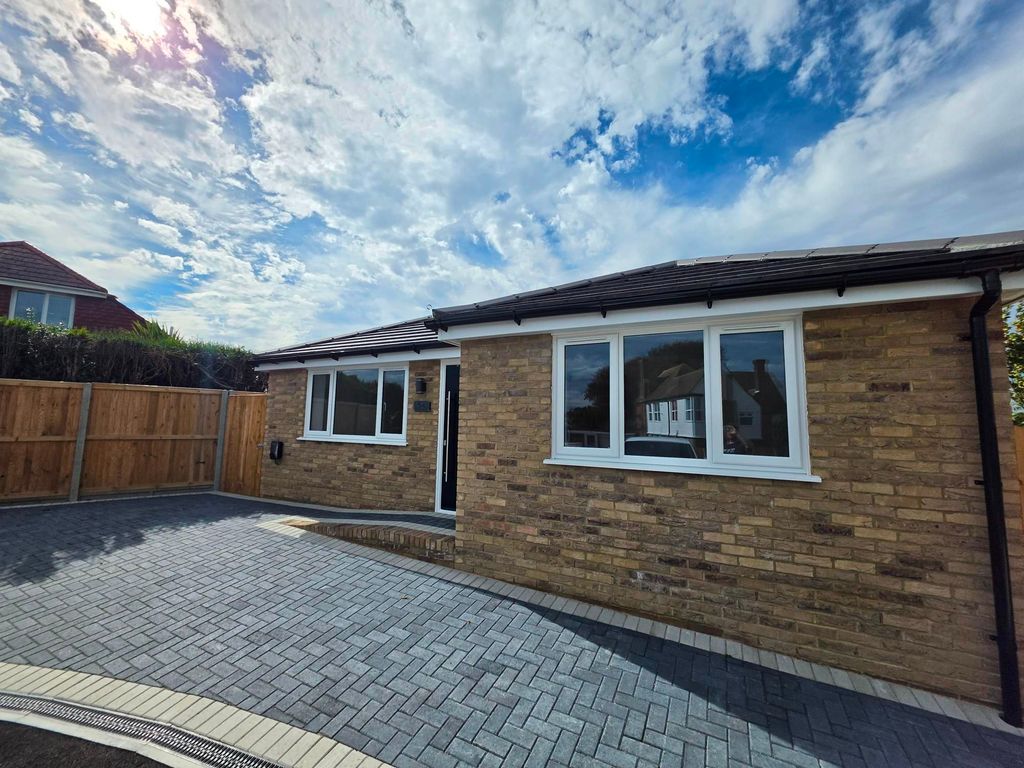 Property photo 3 of 22