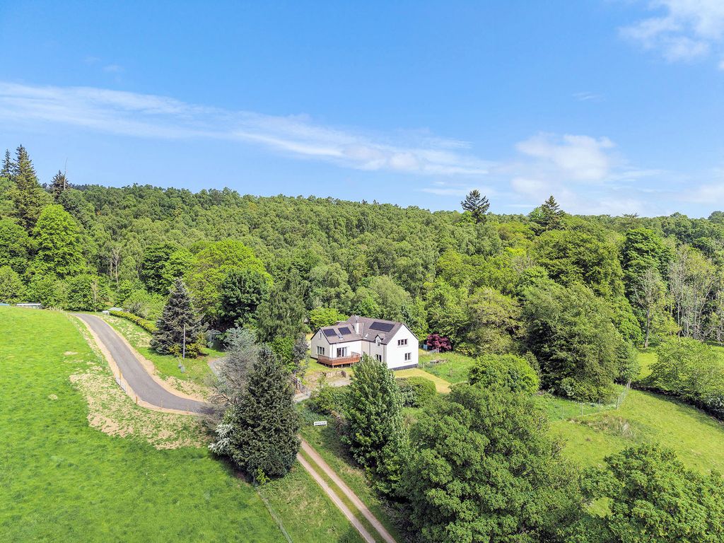 Property photo 1 of 27