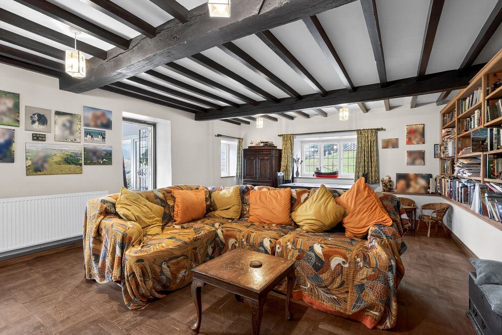 Property photo 3 of 24