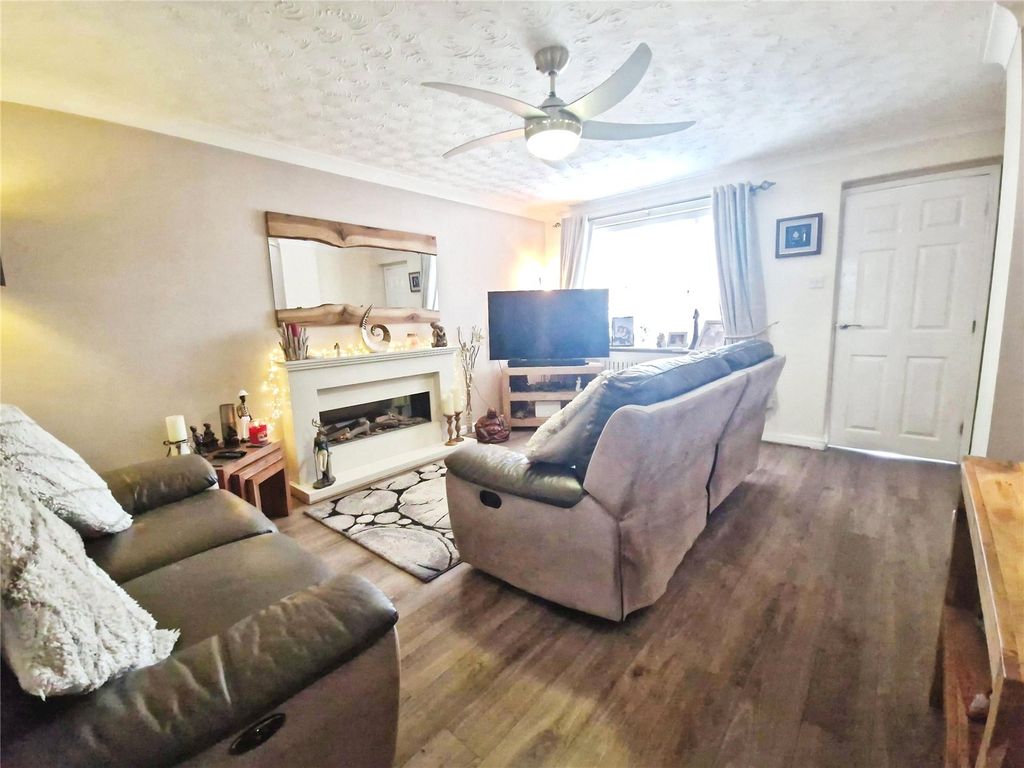 Property photo 2 of 18 Picture No. 06
