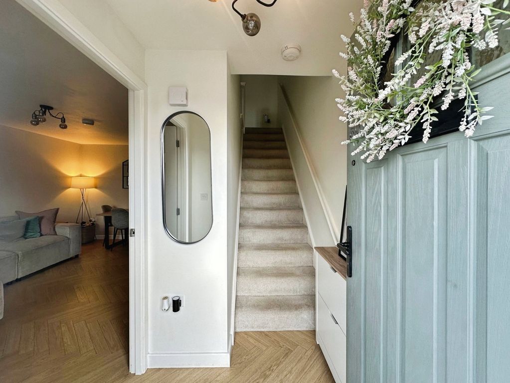 Property photo 2 of 37