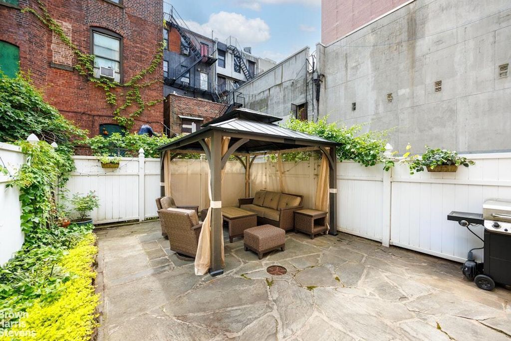 Property photo 2 of 9 <Alttext/>