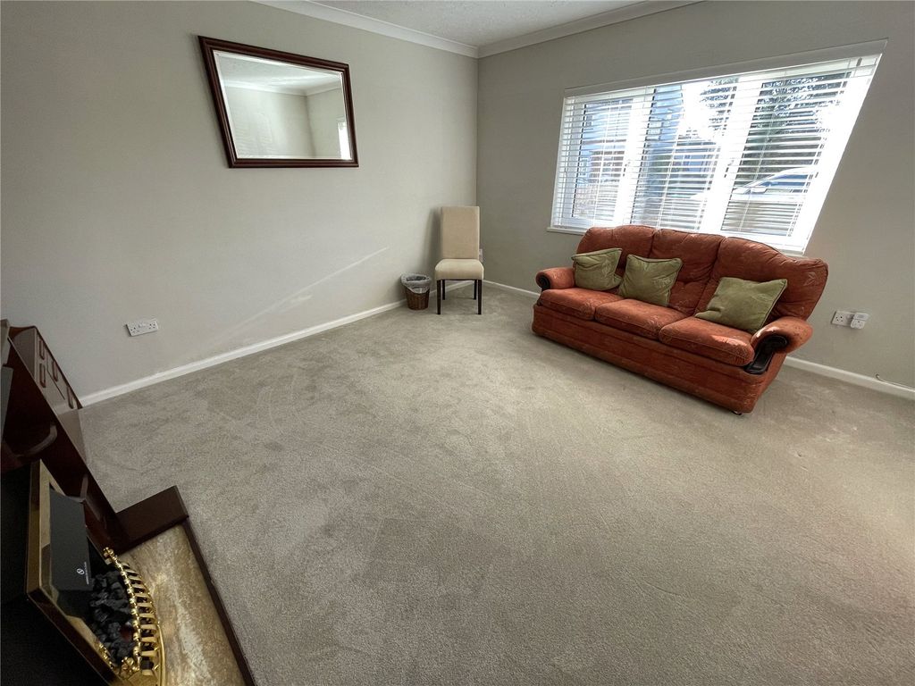 Property photo 2 of 15 Picture No. 04