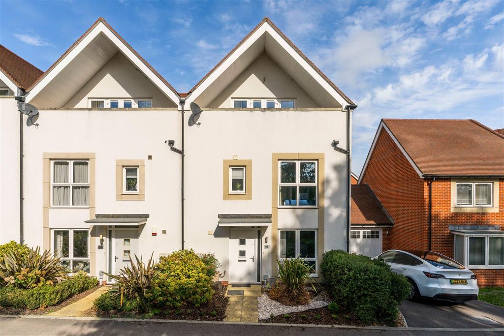 Property photo 1 of 20 66 Langmore Lane-22.Jpg