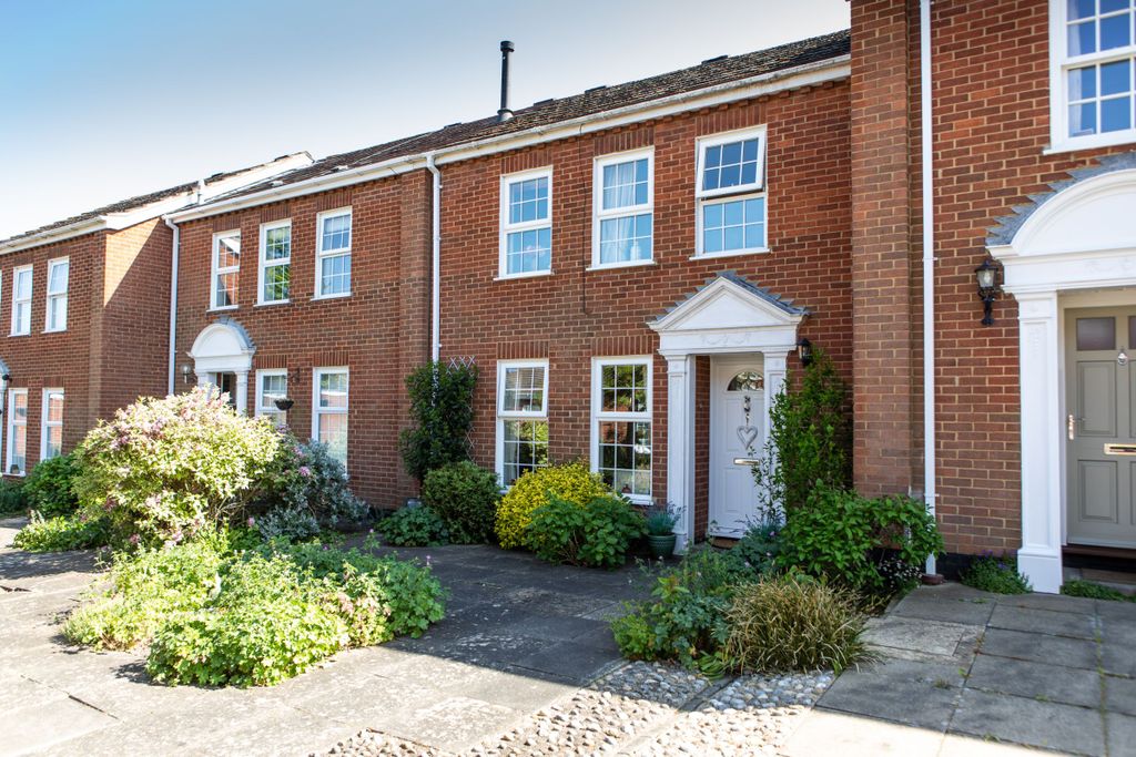 Property photo 1 of 26