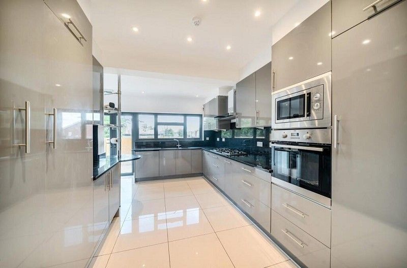 Property photo 3 of 13 Not Specified