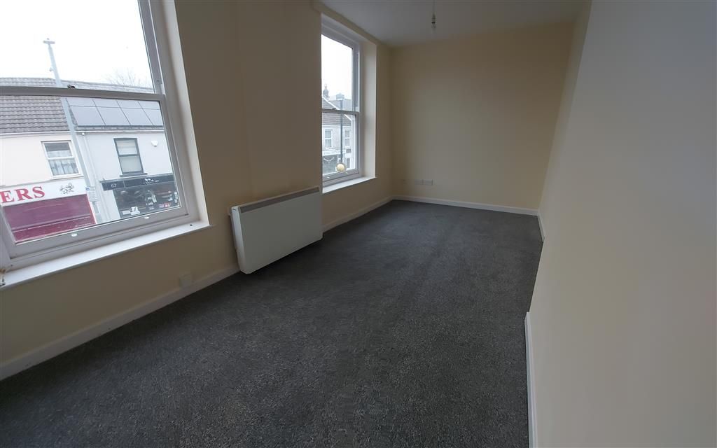 Property photo 1 of 4 Balcony
