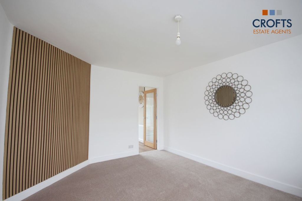 Property photo 2 of 10 Lounge