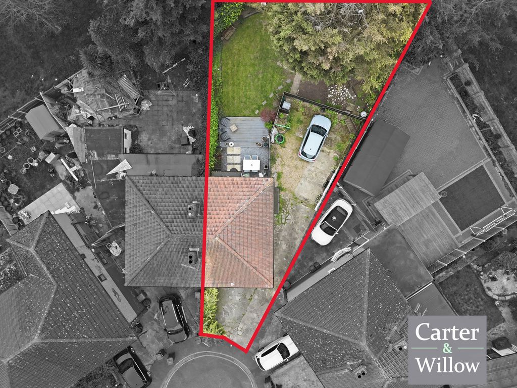 Property photo 2 of 25