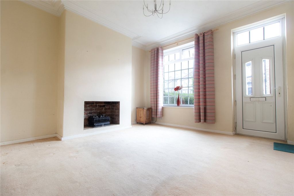 Property photo 3 of 17 Picture No. 12