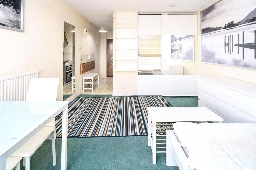 Property photo 3 of 10 Picture No. 06