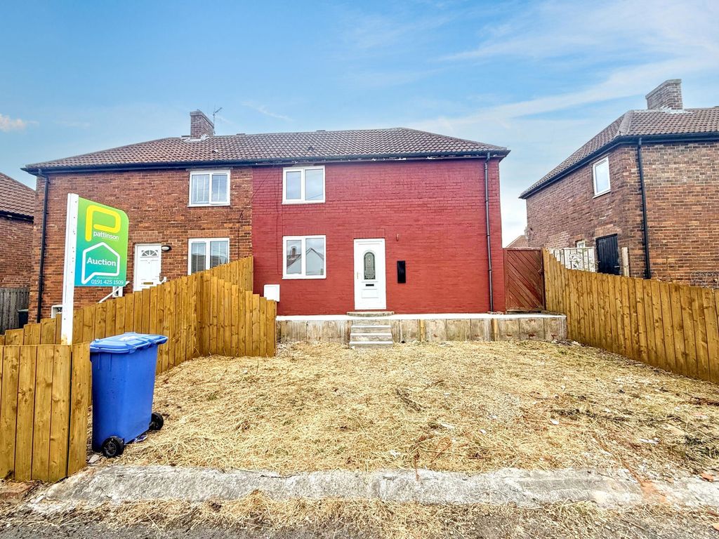 Property photo 1 of 12