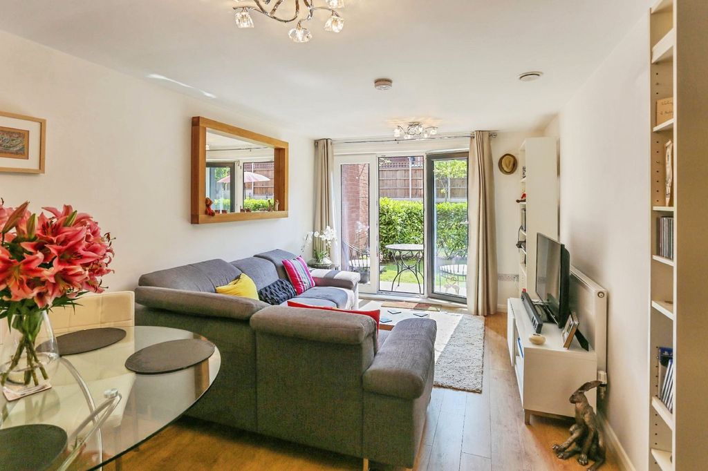Property photo 2 of 13 Picture No. 46