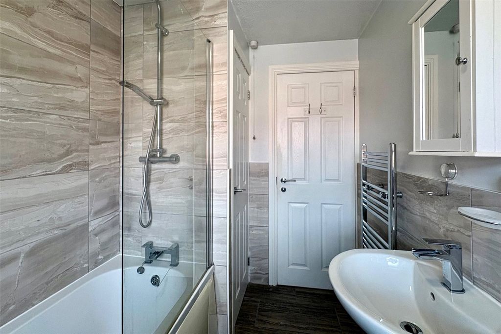 Property photo 3 of 14 Picture No. 18