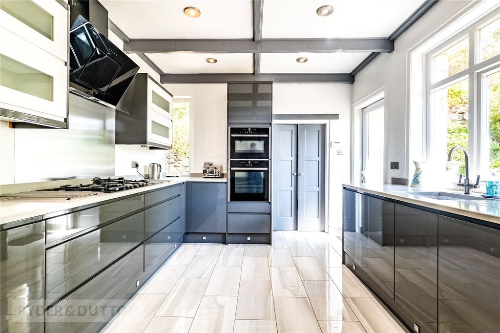 Property photo 2 of 48 Kitchen