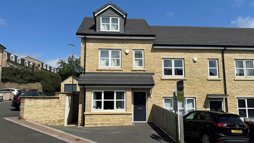 Property photo 1 of 17 Front.Jpg