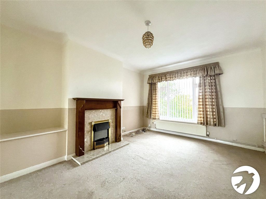 Property photo 3 of 17 Picture No. 13