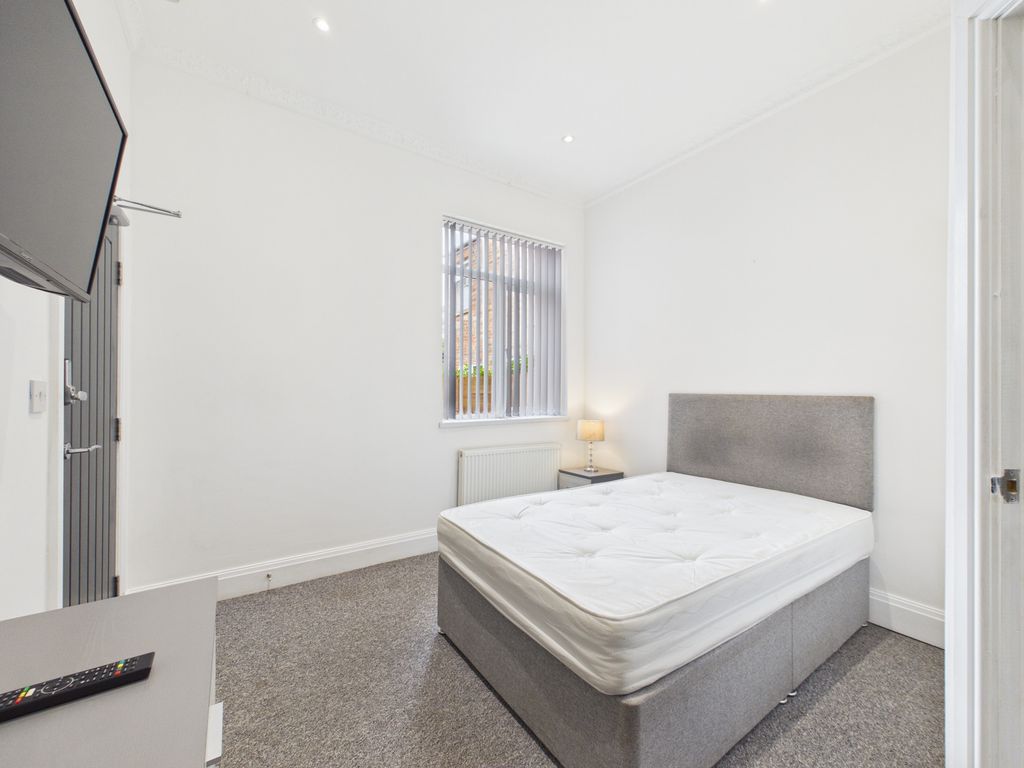 Property photo 3 of 3