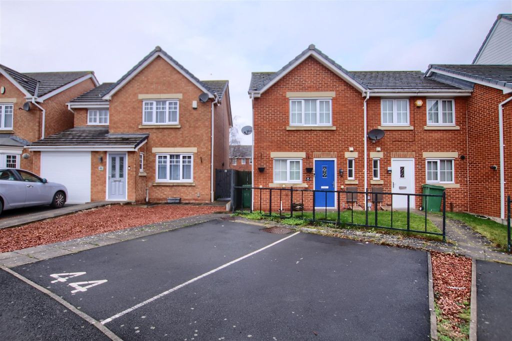 Property photo 2 of 8 Ws2.Jpg