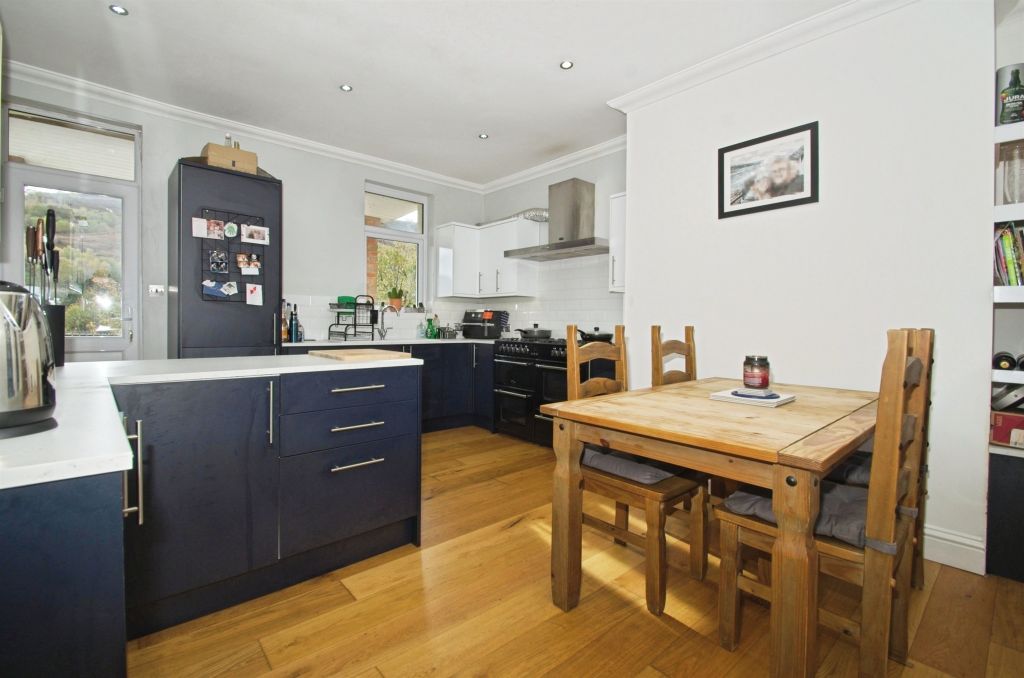 Additional image 5 of 3 bed semi-detached house for saleCemetery Road, Porth CF39
