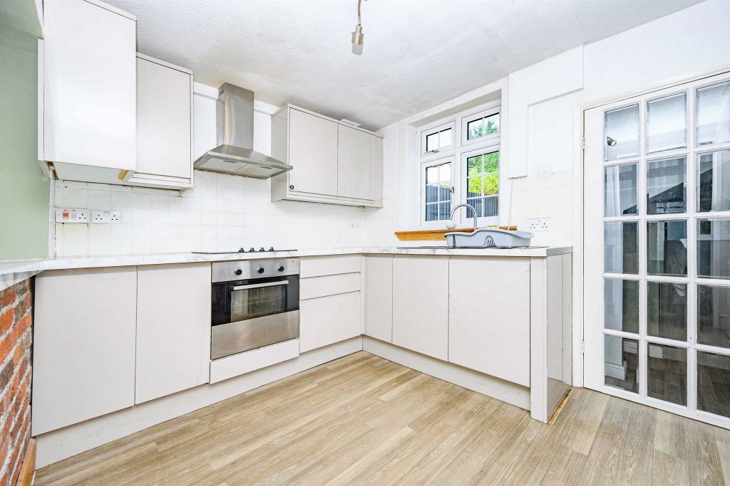 Property photo 3 of 14