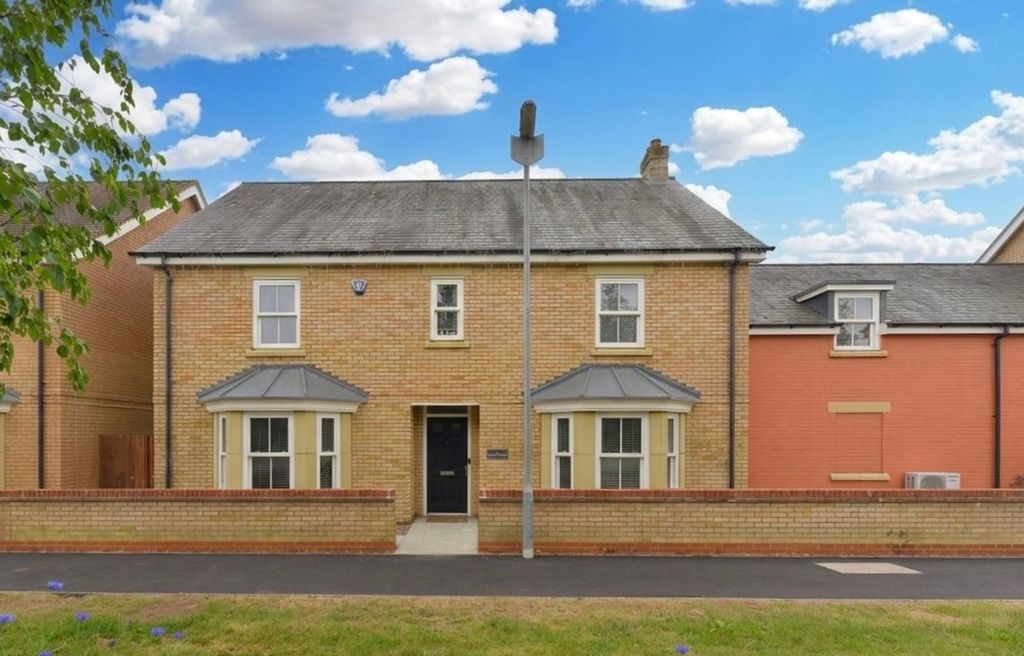 Property photo 1 of 37