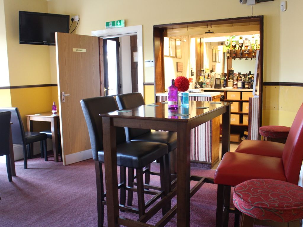 Property photo 3 of 10