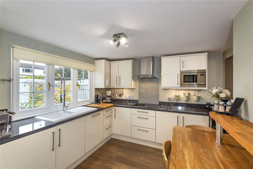 Property photo 2 of 21 Picture No. 02