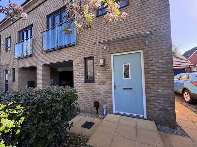 Property photo 2 of 42