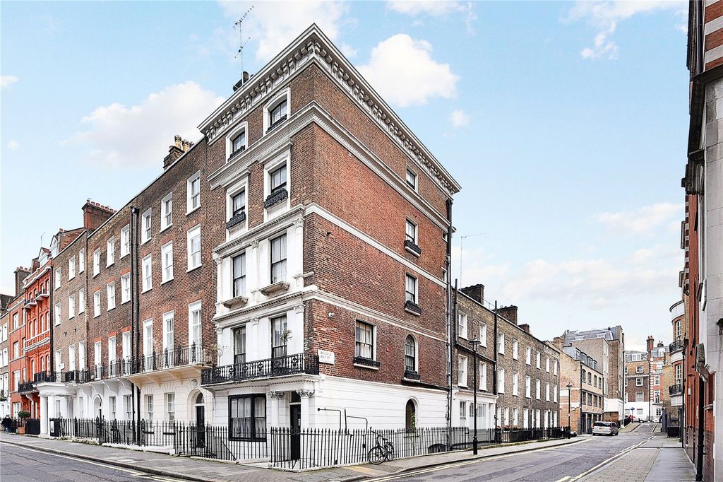 Property photo 2 of 26 Picture No. 17