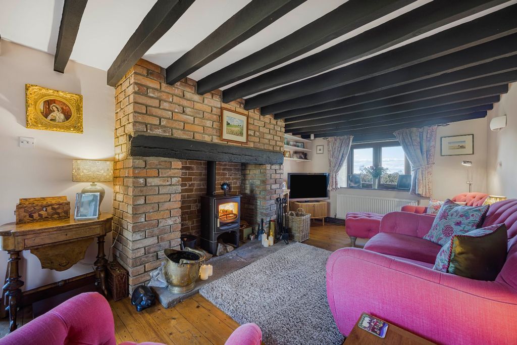 Property photo 3 of 93 Picture No. 61