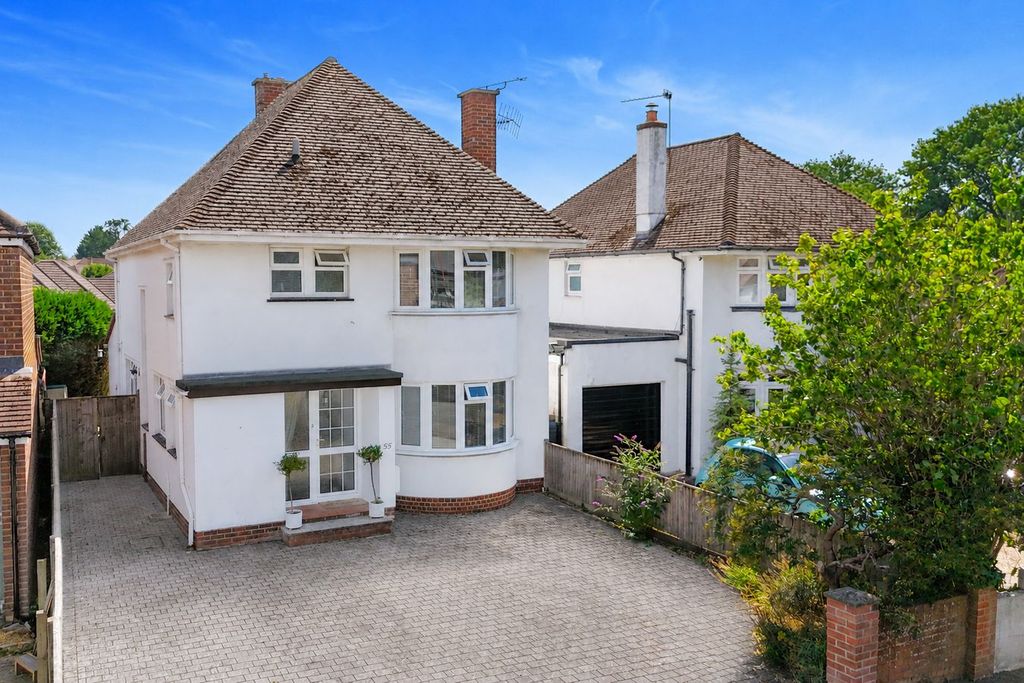 Property photo 1 of 16
