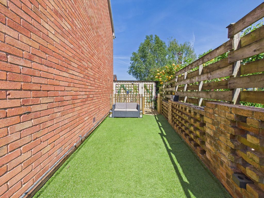 Property photo 2 of 13