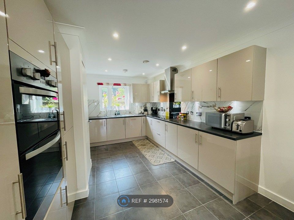 Property photo 3 of 16 Kitchen &amp; Dining(Ground Floor)