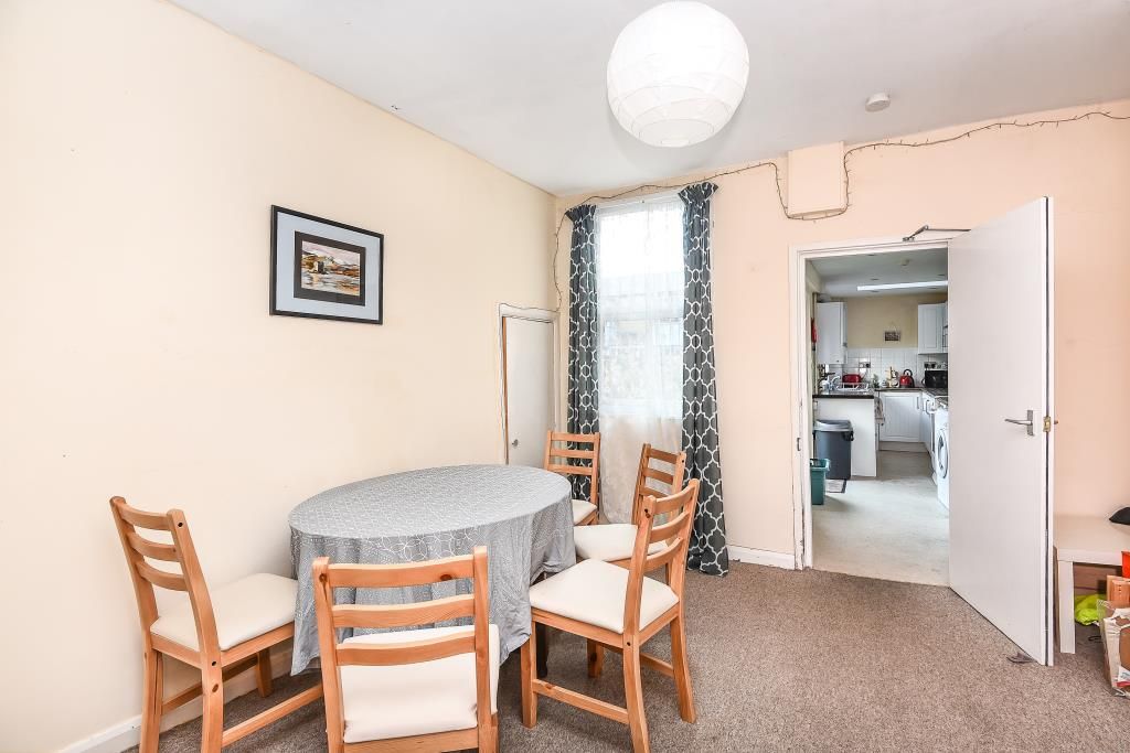 Property photo 3 of 10 Internal View