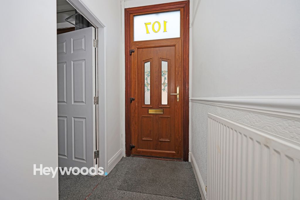 Property photo 3 of 57 0F1A1860