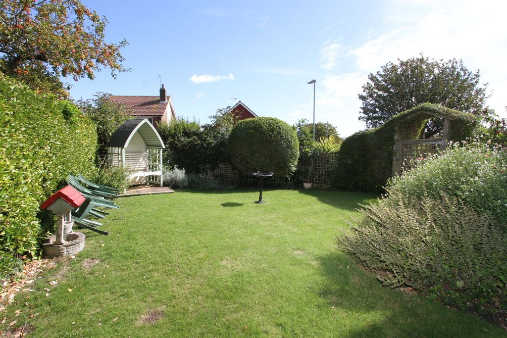 Property photo 2 of 13