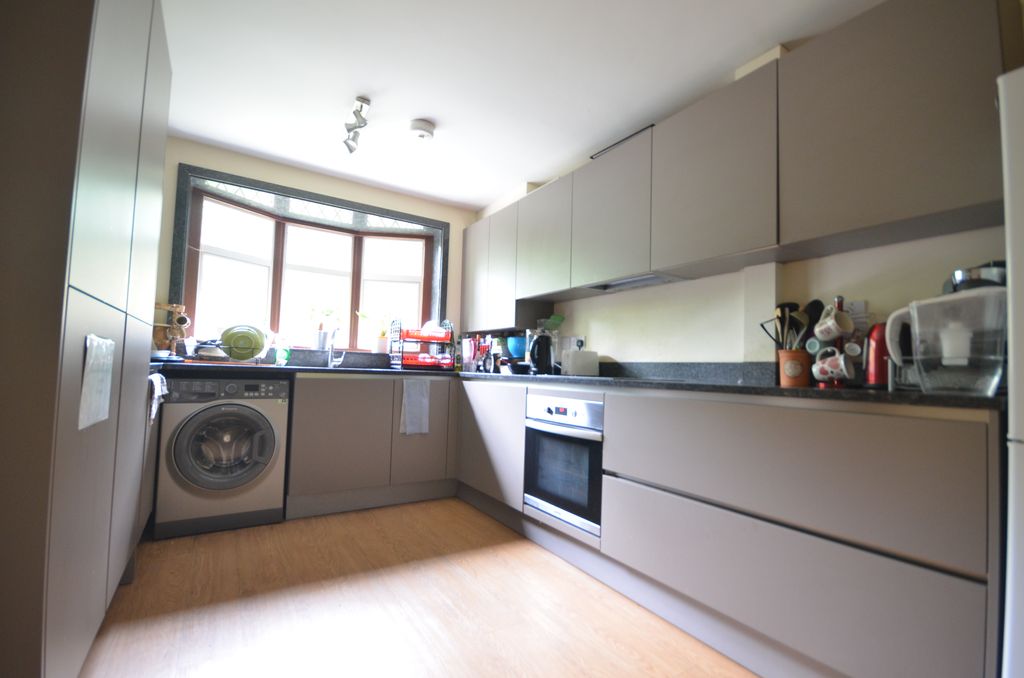 Property photo 2 of 3