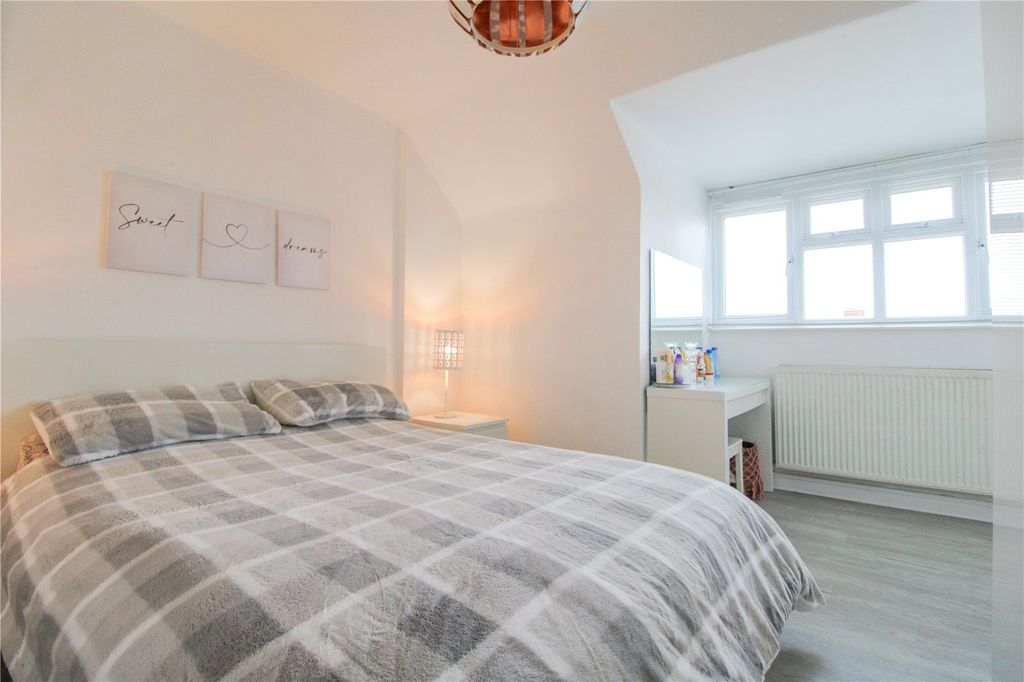 Property photo 2 of 10 Picture No. 14