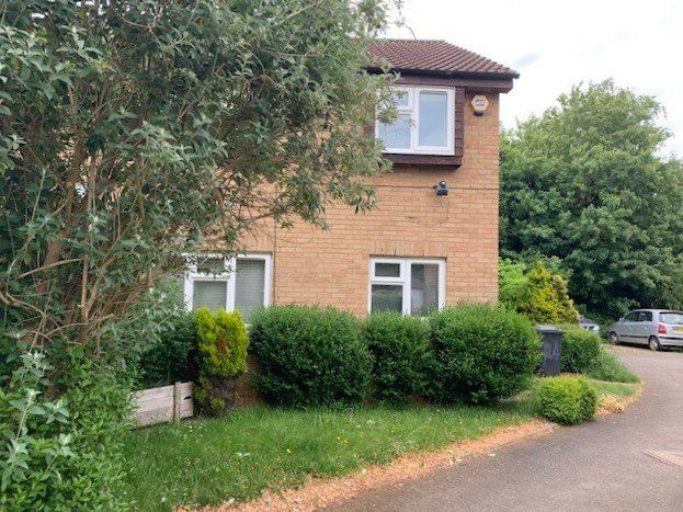 Property photo 1 of 8 External