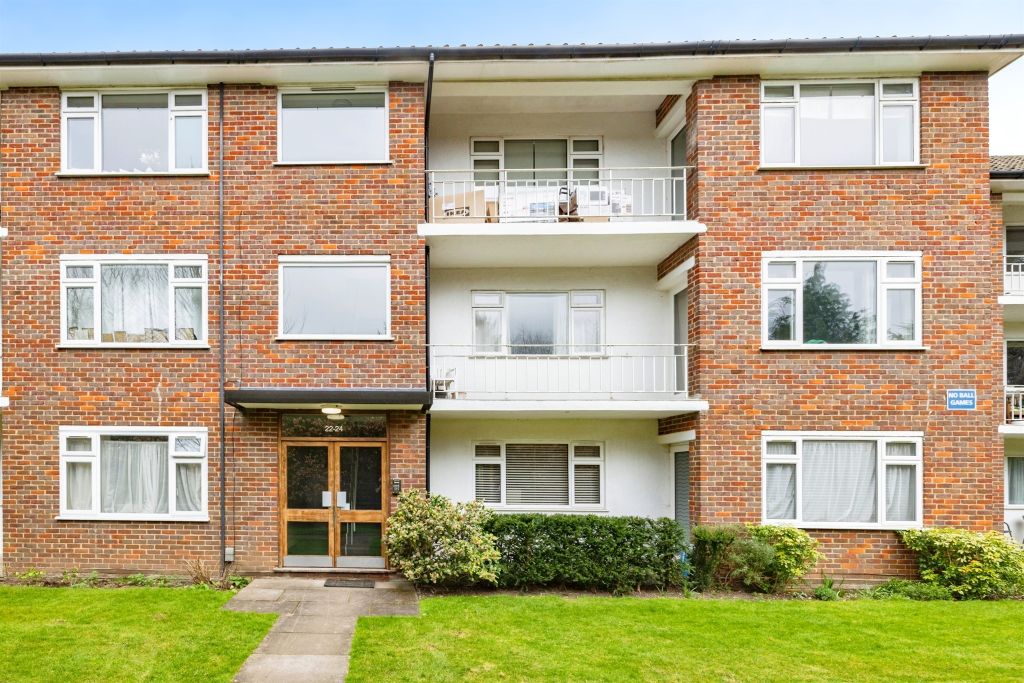 Property photo 1 of 17