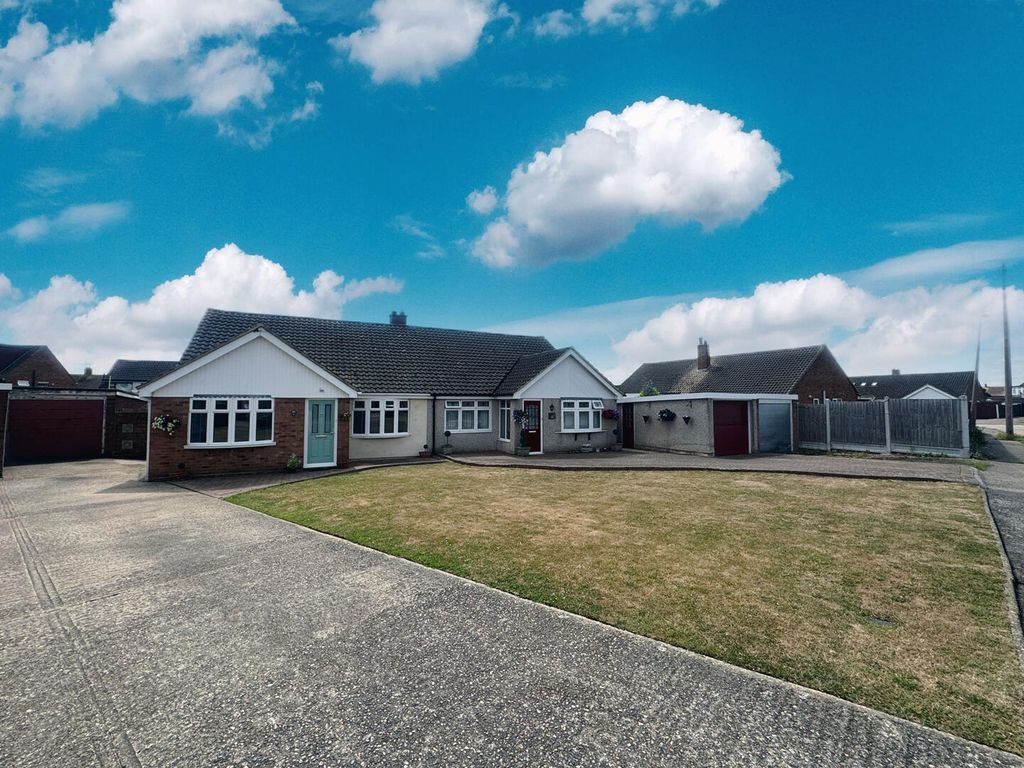 Property photo 1 of 44
