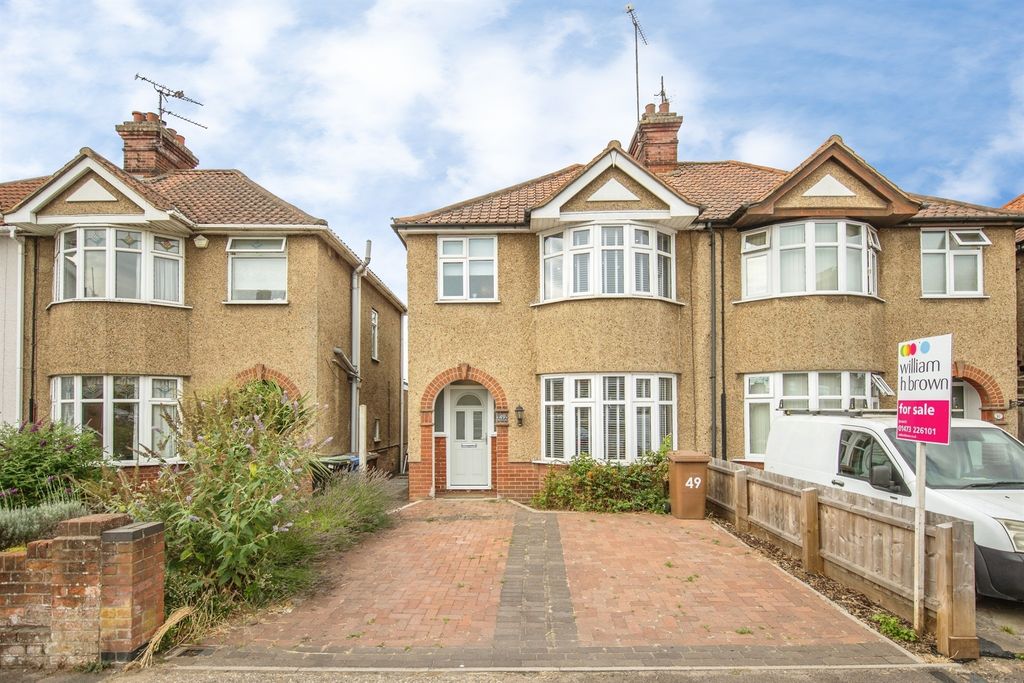 Property photo 1 of 21