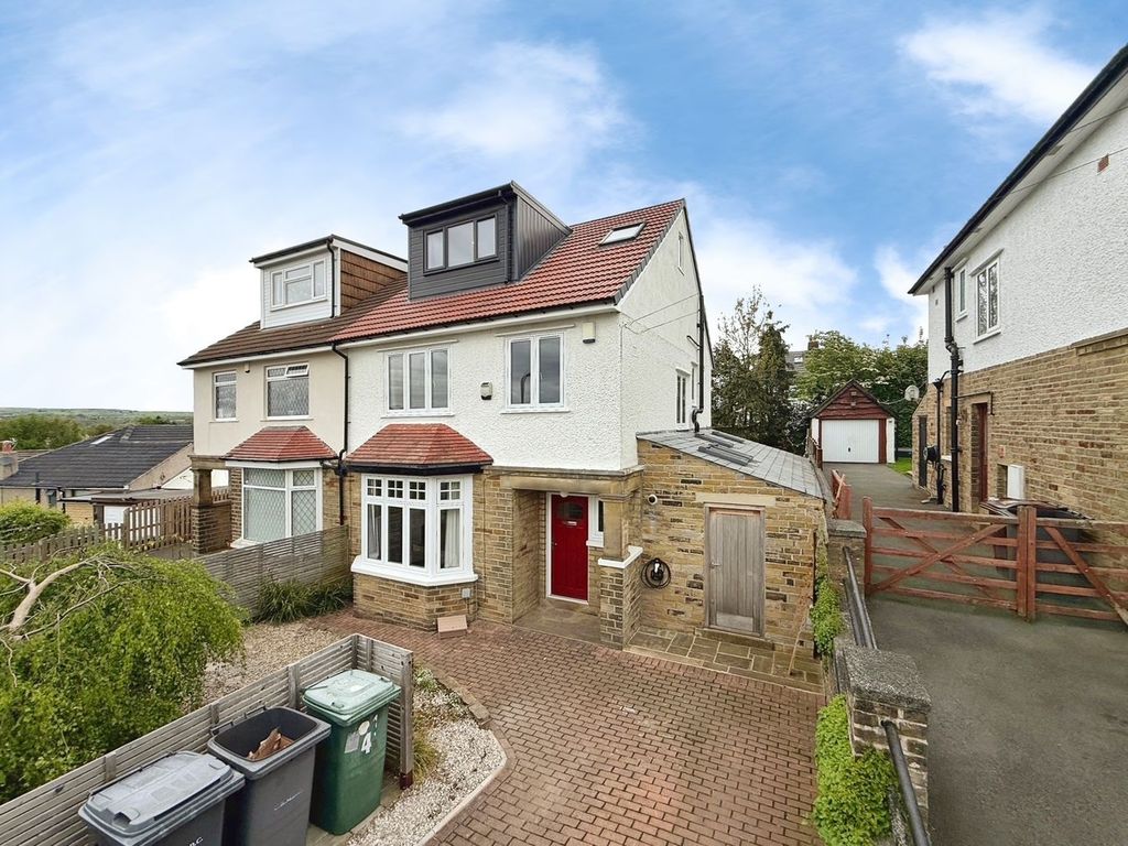 Property photo 1 of 31