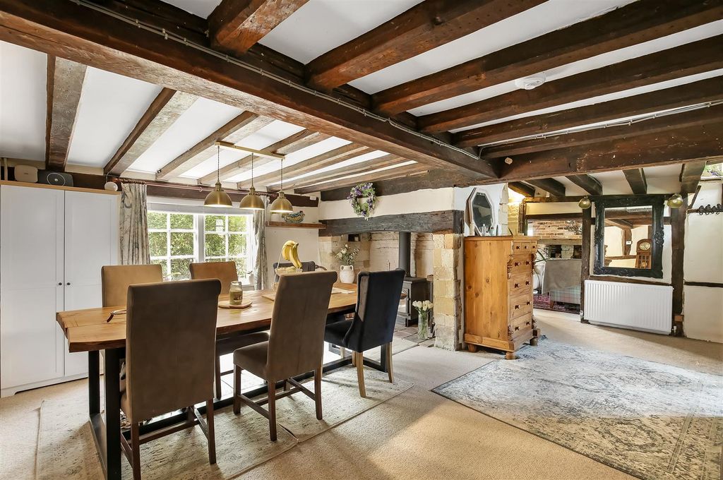 Property photo 3 of 11 Img_0494.Jpg