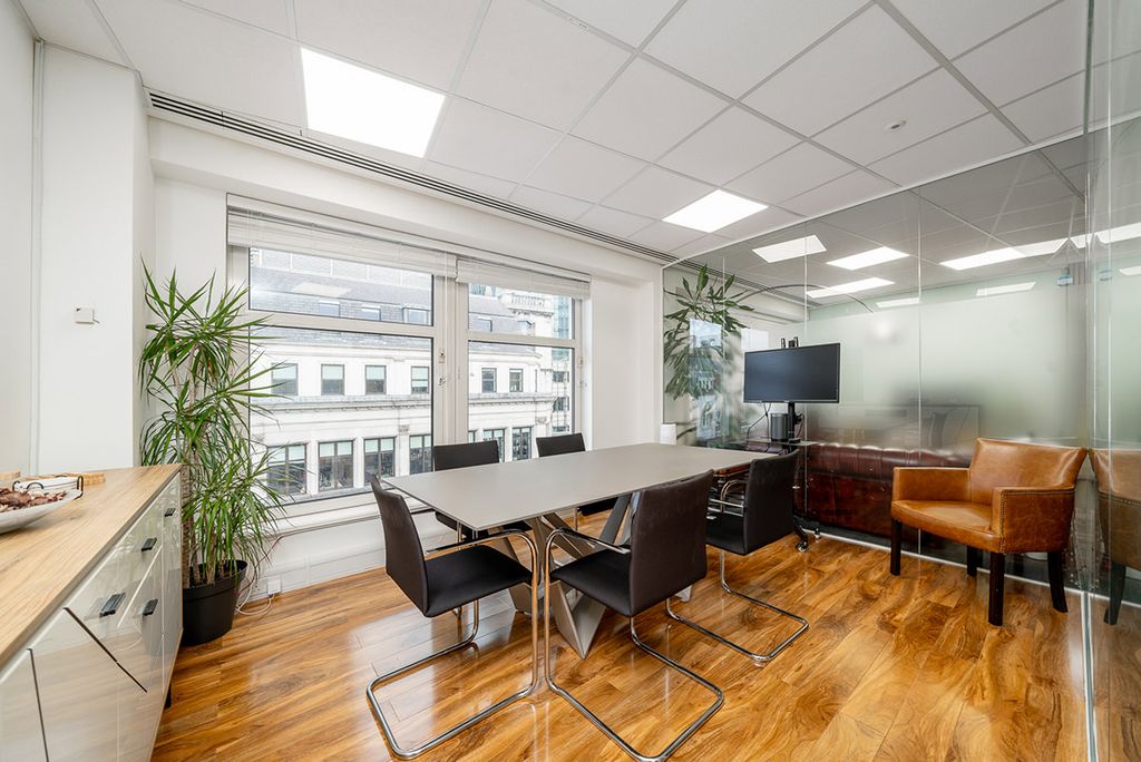 Property photo 3 of 10 Picture 3