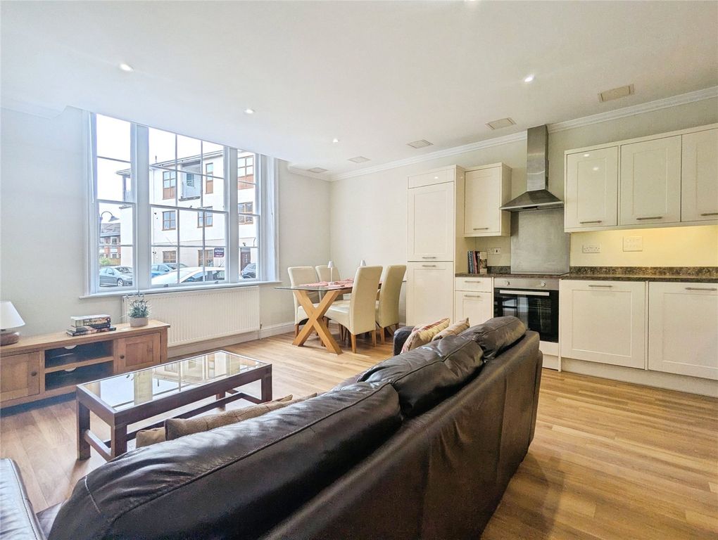 Property photo 2 of 13 Picture No. 07