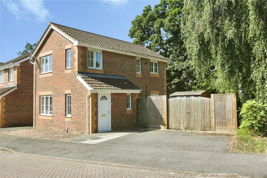 Property photo 1 of 20 Front