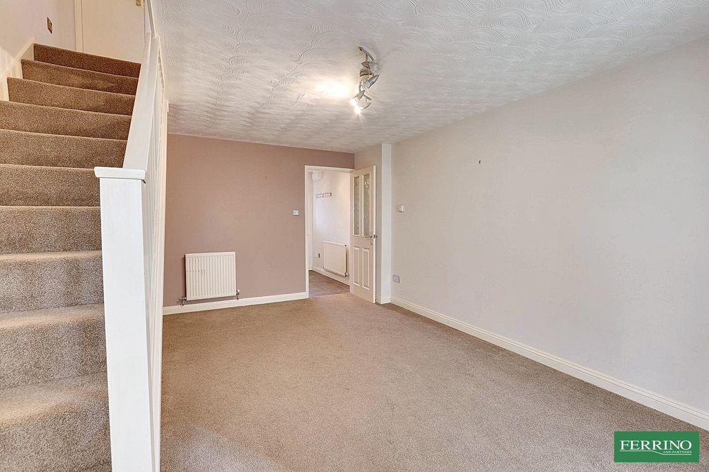 Property photo 3 of 18 Sitting Room