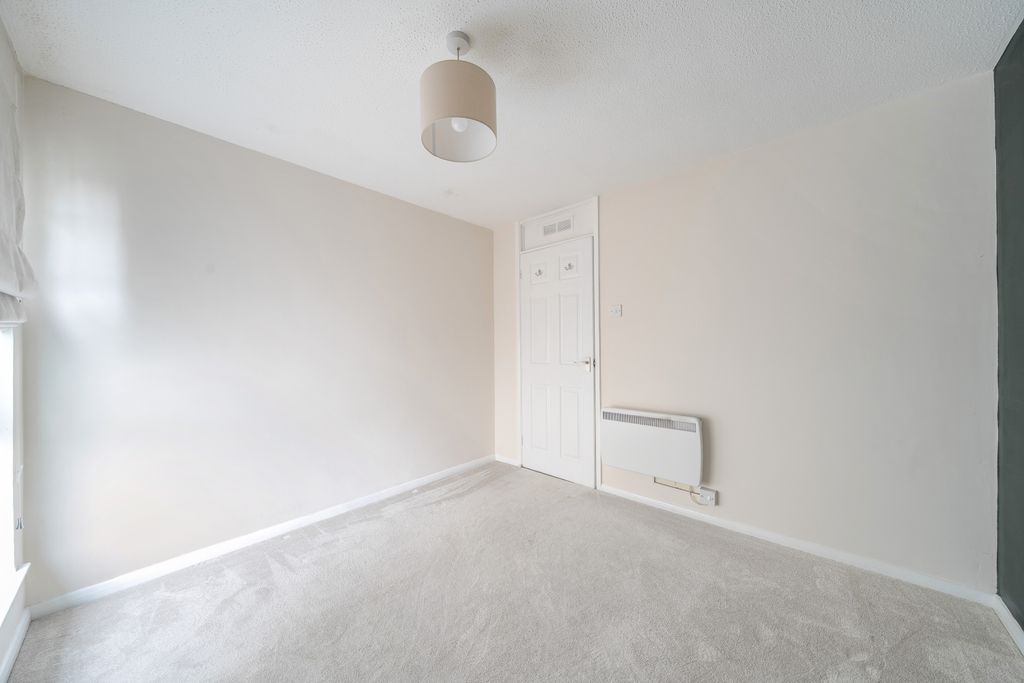 Additional image 13 of 2 bed flat for salePortland Court, Victoria Road, Barnstaple, Devon EX32